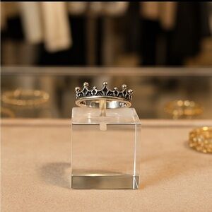 Crown 👑 Ring, antique silver tone 🩶